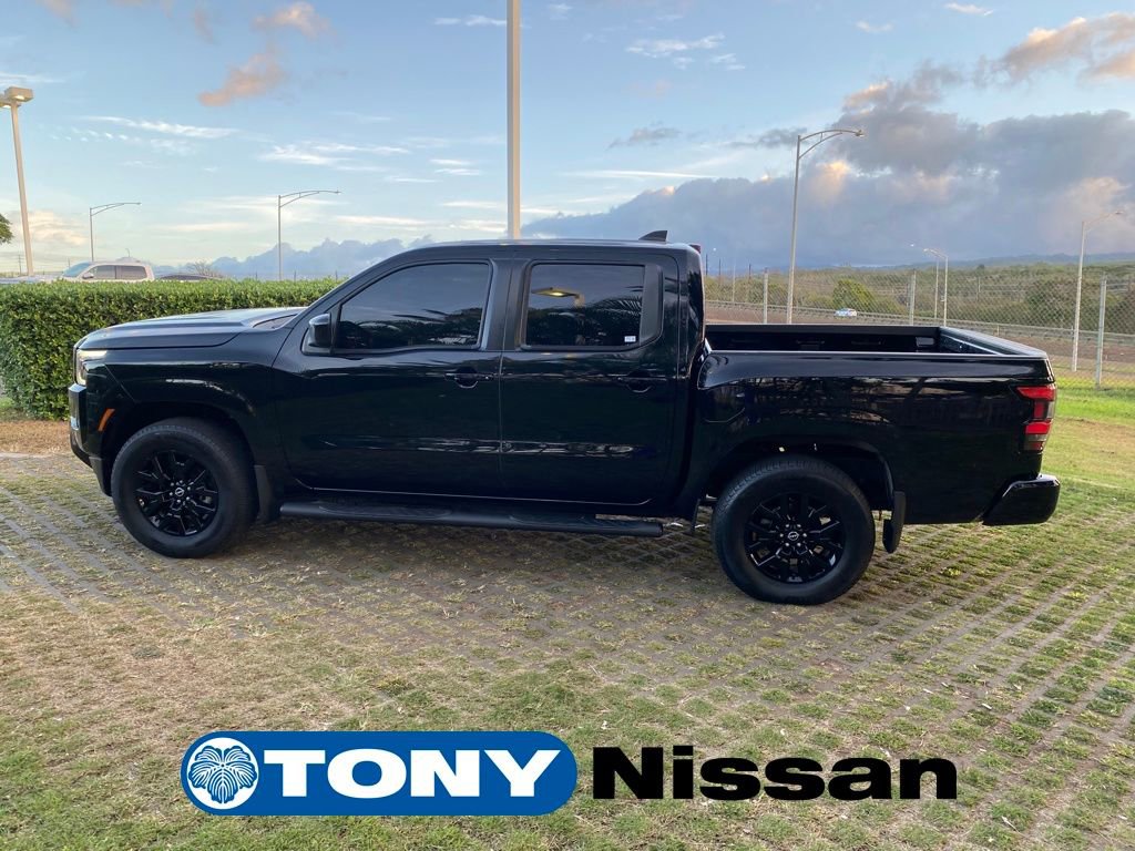Used 2023 Nissan Frontier SV w/ Midnight Edition Package image 4