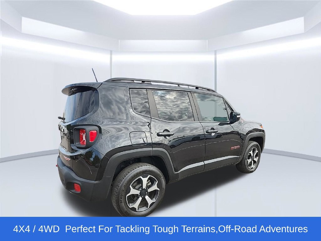 Used 2022 Jeep Renegade Trailhawk w/ Sun/Sound Group AWD/4WD image 3