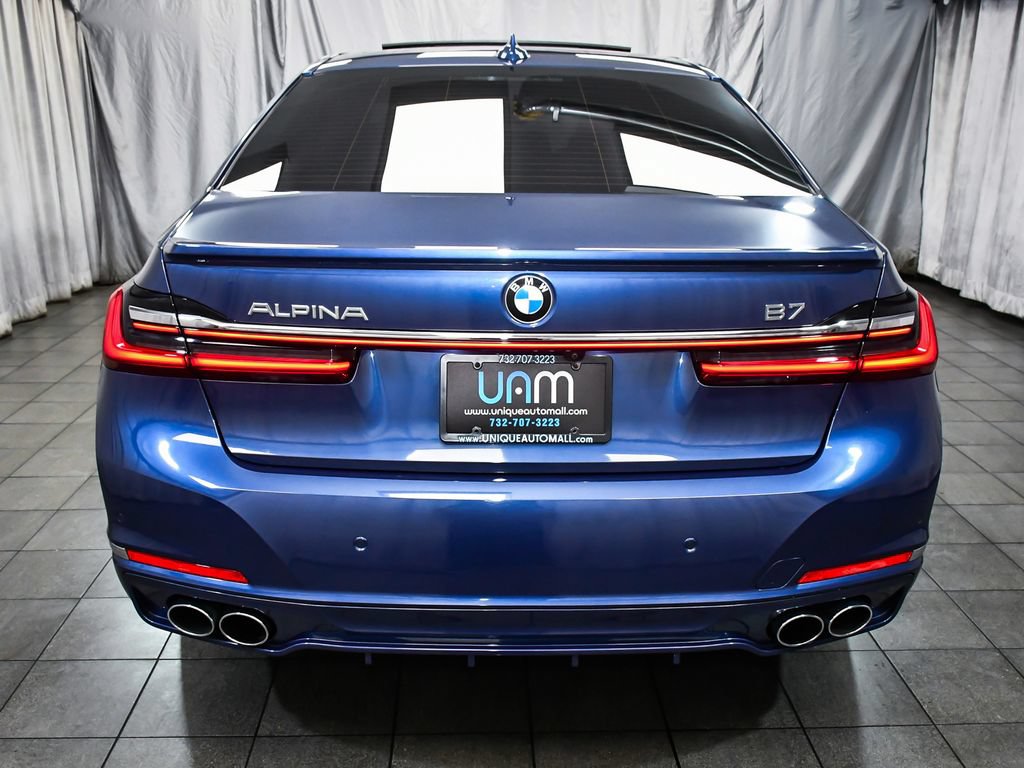 Used 2022 BMW ALPINA B7 xDrive w/ Luxury Rear Seating Package AWD/4WD image 5