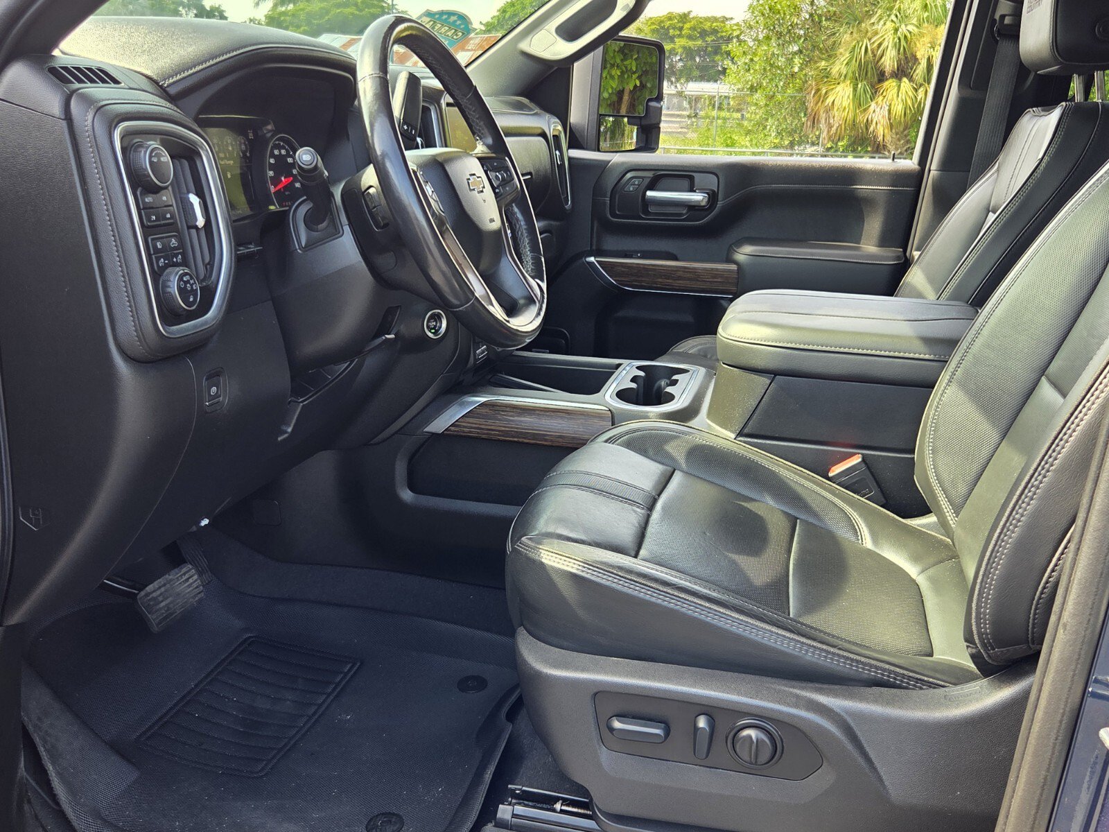 Certified 2023 Chevrolet Silverado 3500 High Country AWD/4WD image 9