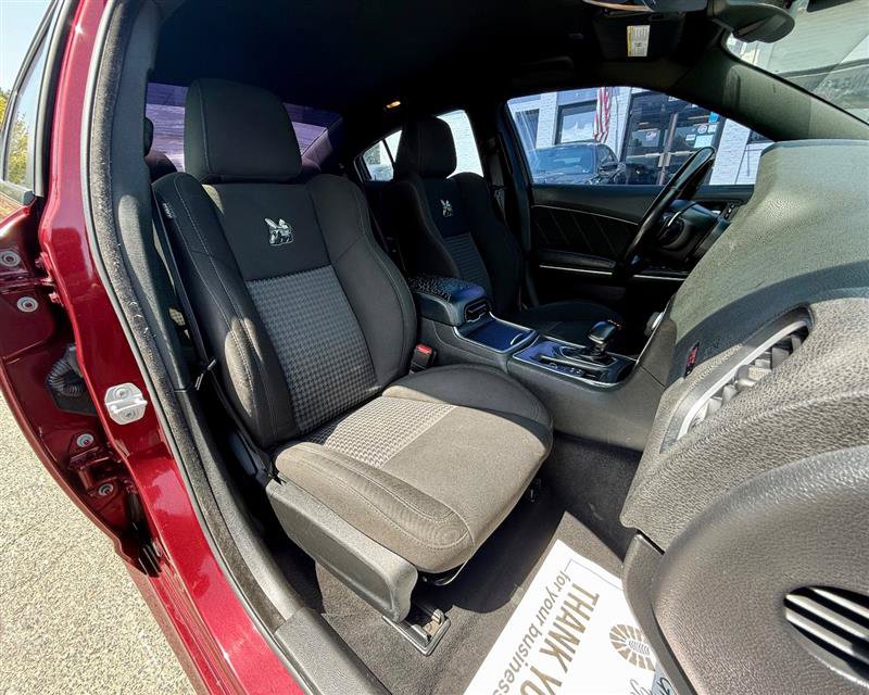 Used 2022 Dodge Charger Scat Pack RWD image 30