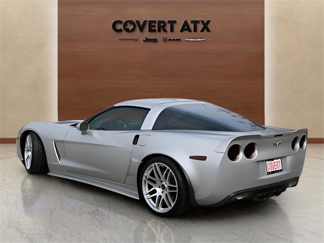 Used 2006 Chevrolet Corvette Base w/ Preferred Equipment Group image 3
