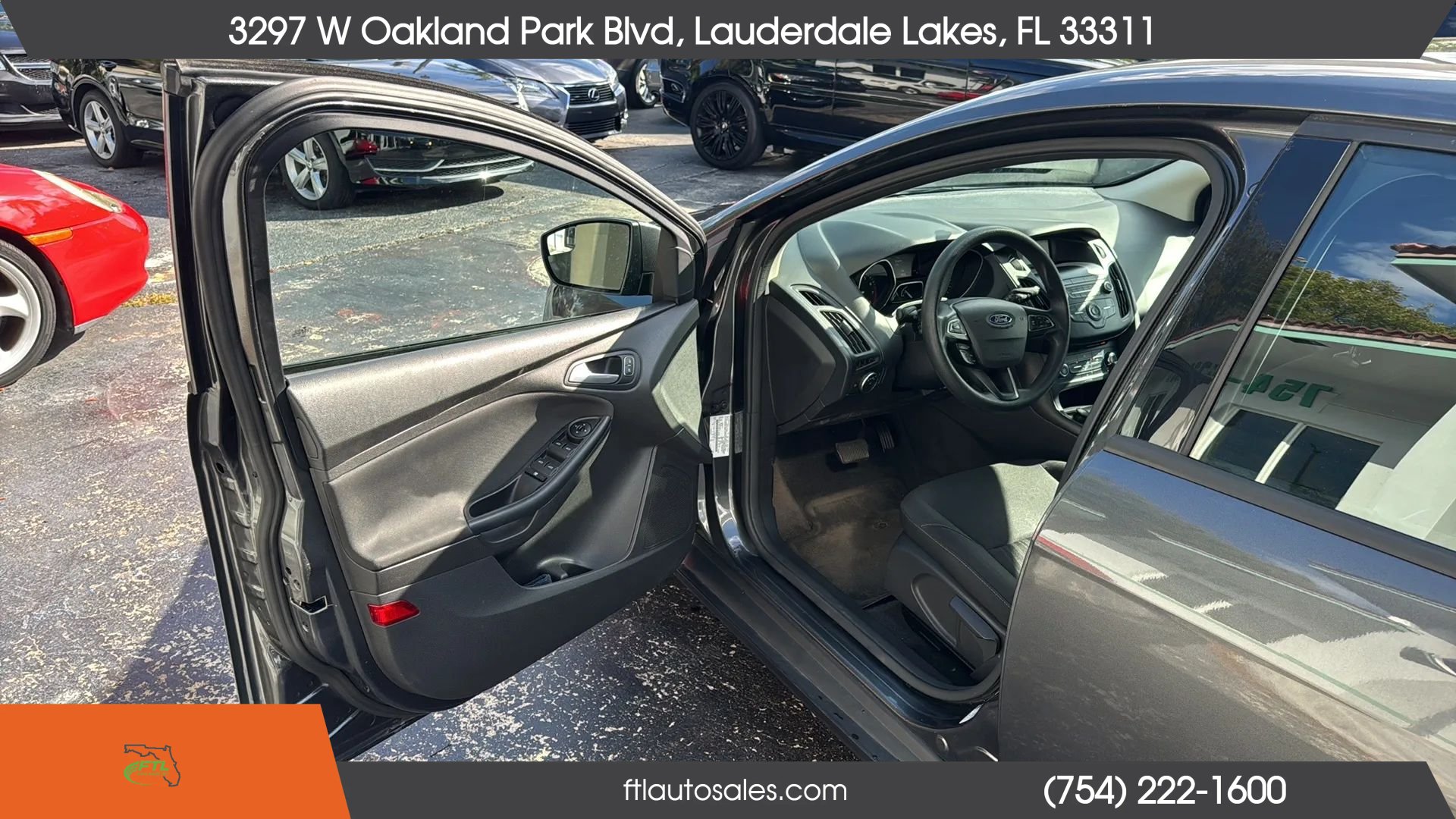 Used 2018 Ford Focus SE FWD image 19