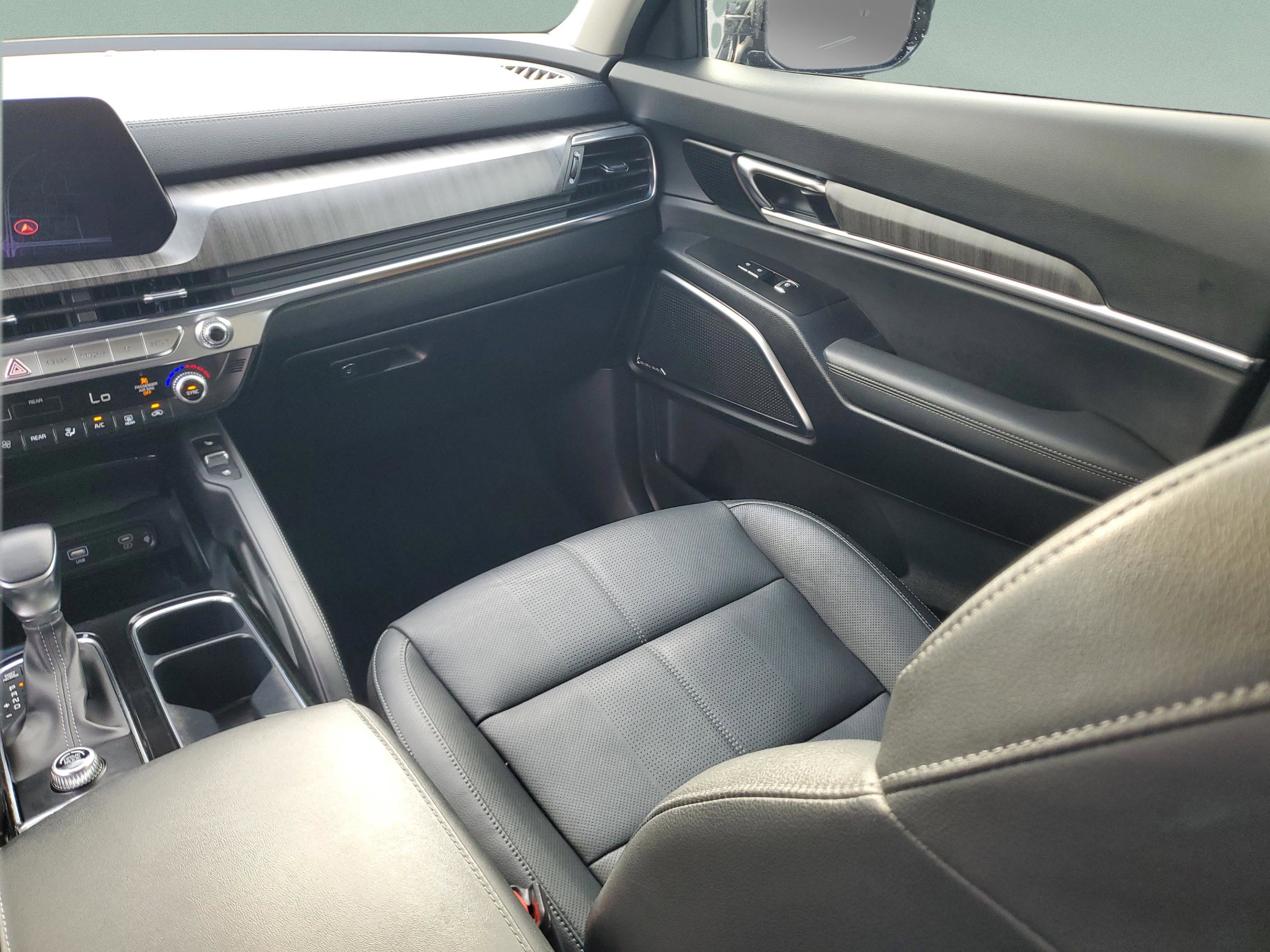 Certified 2023 Kia Telluride SX image 13