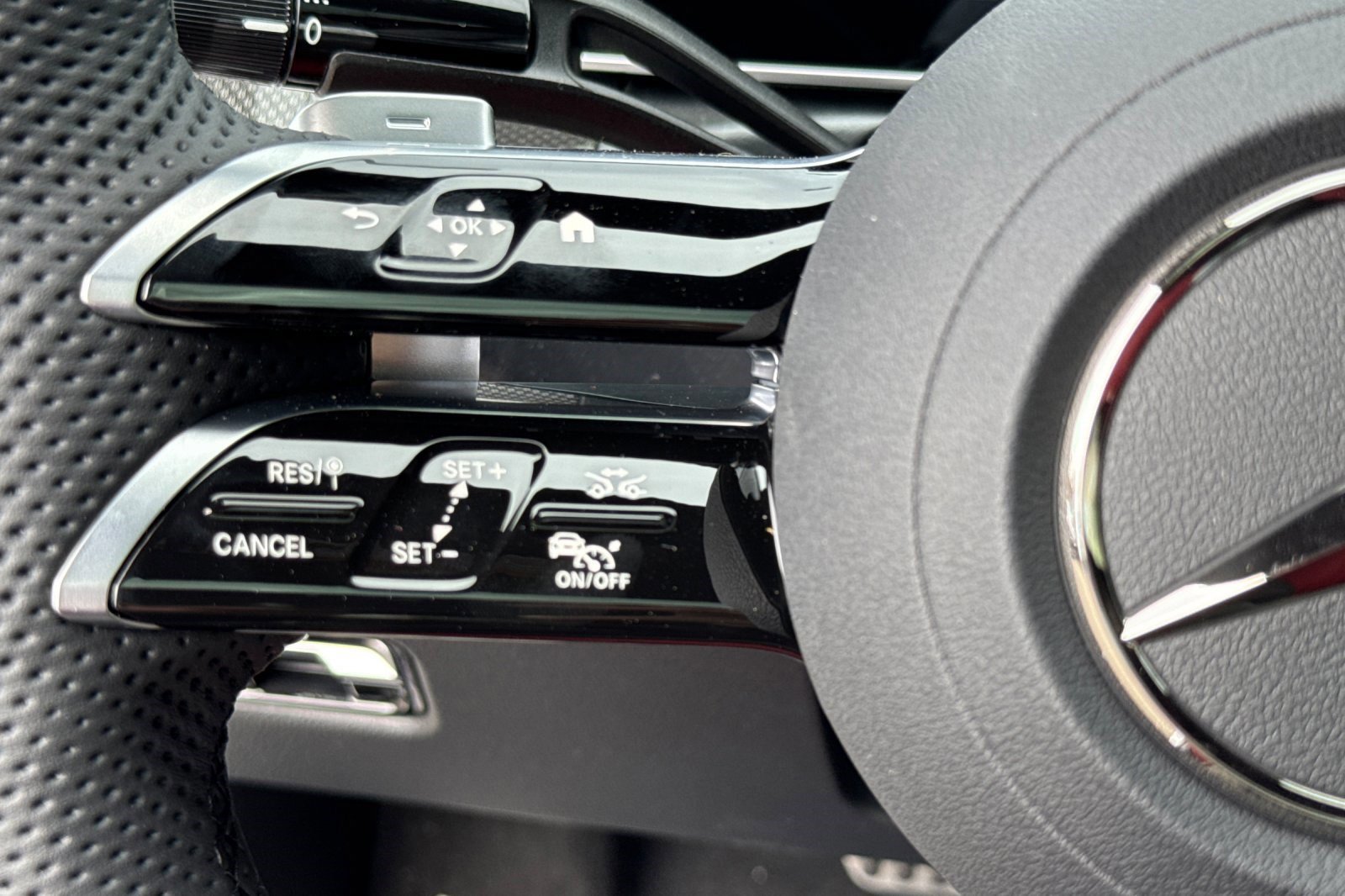 New 2026 Mercedes-Benz CLE 450 4MATIC Coupe image 16