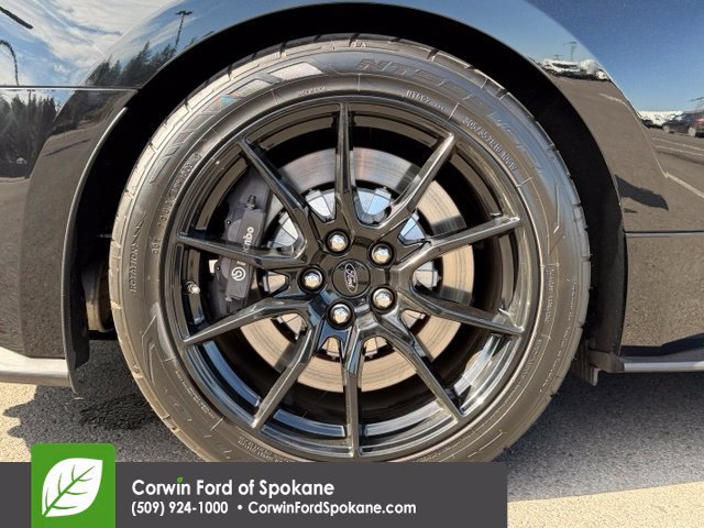 Used 2019 Ford Mustang Shelby GT350 w/ Technology Package RWD image 9