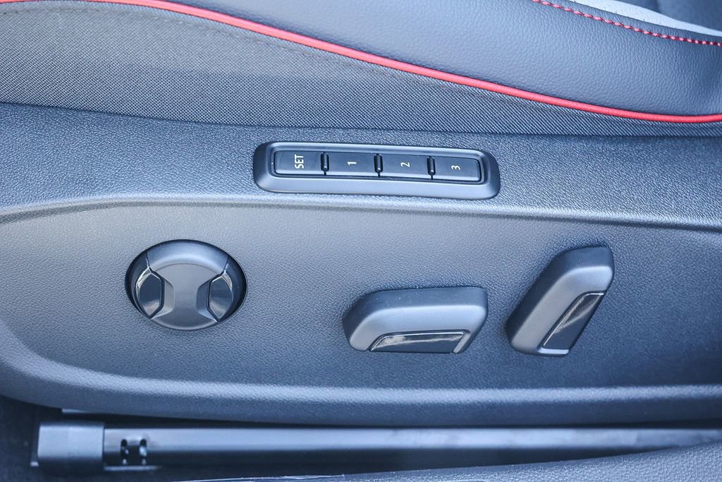 New 2025 Volkswagen GTI Autobahn image 31