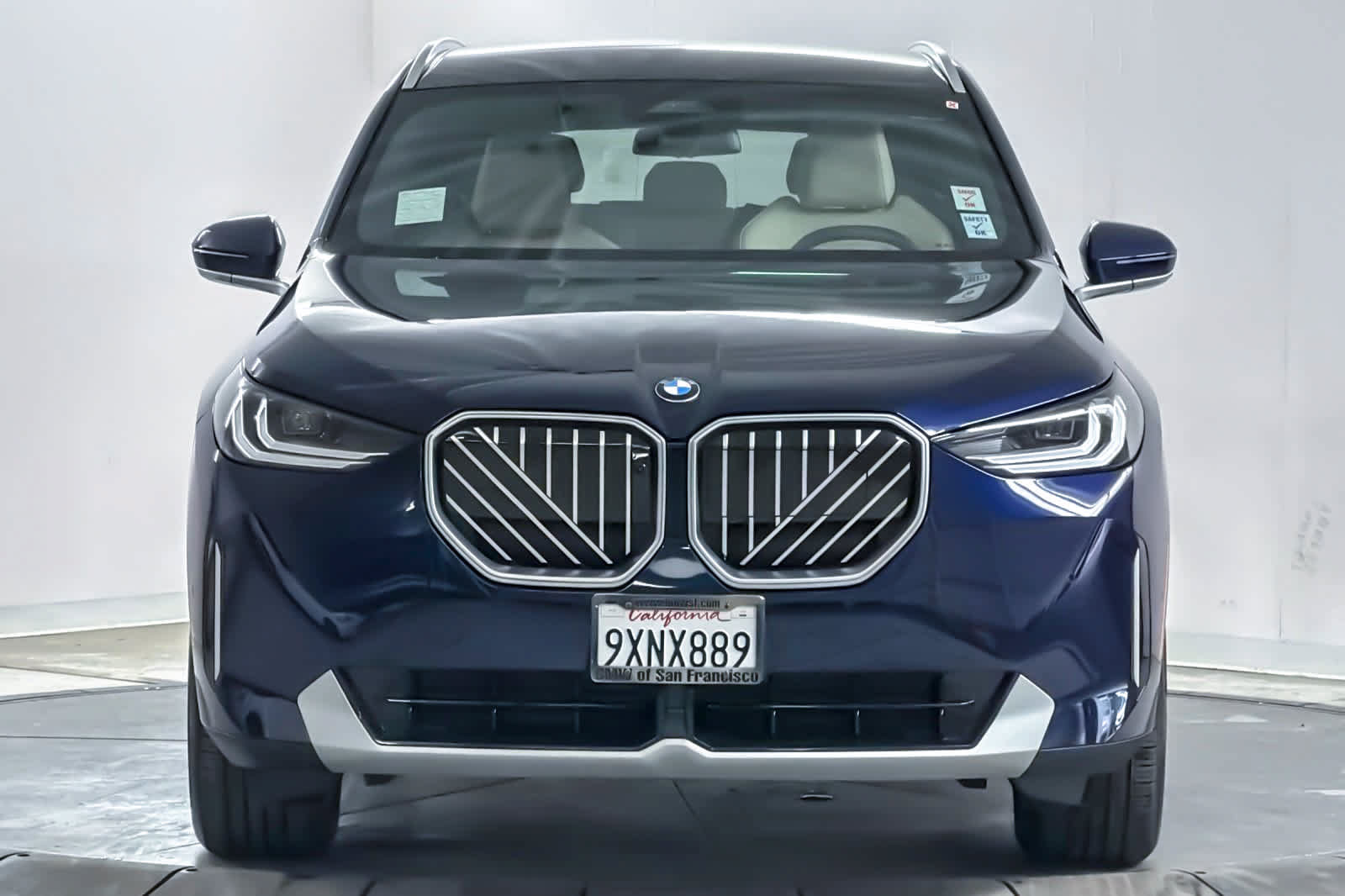 Used 2026 BMW X3 xDrive30i w/ Premium Package AWD/4WD image 4