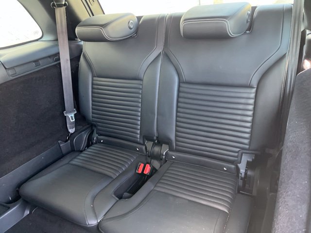 Used 2021 Land Rover Discovery S AWD/4WD image 12