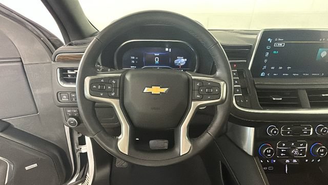 Used 2023 Chevrolet Tahoe Premier AWD/4WD image 13