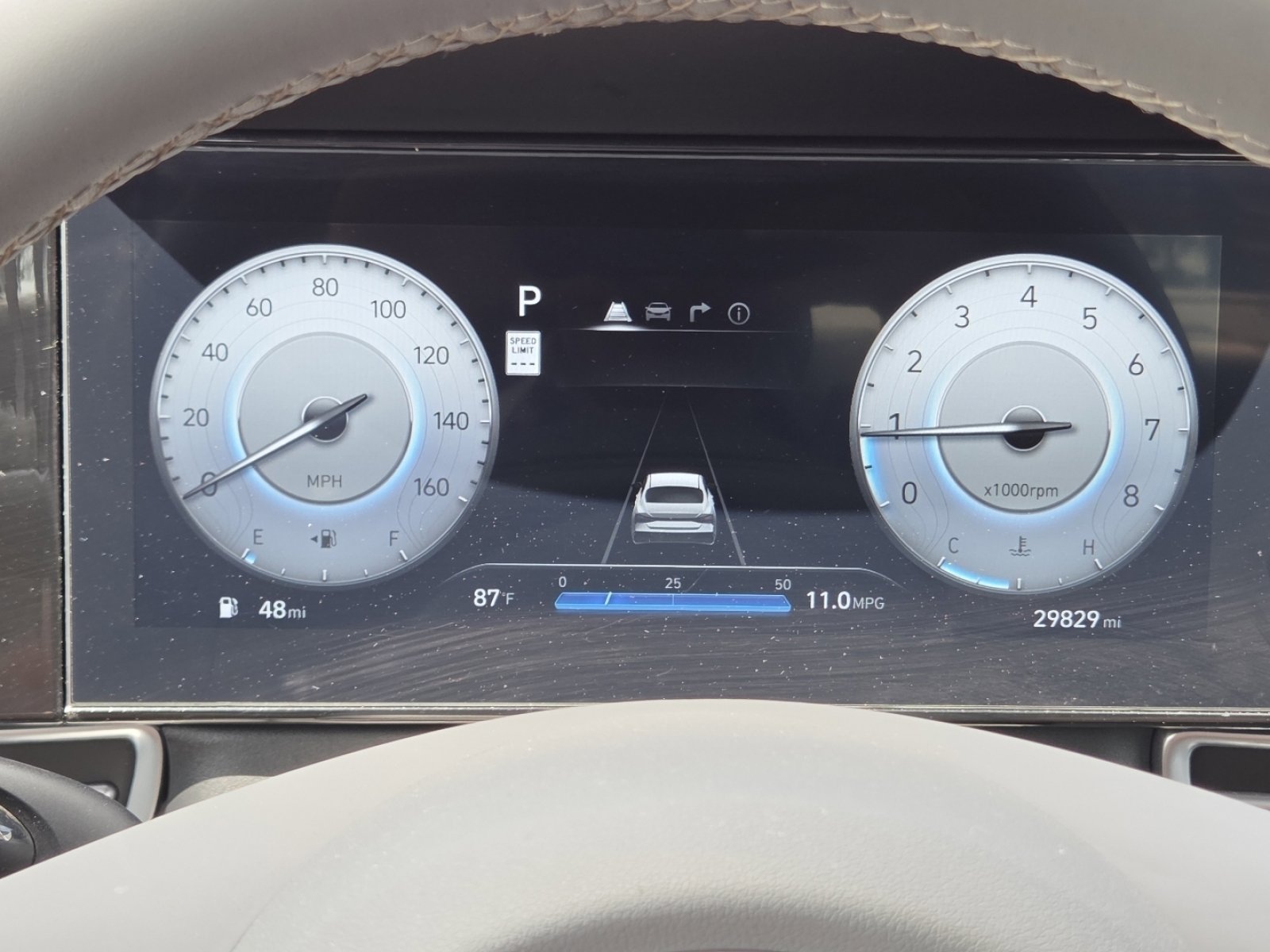 Used 2025 Hyundai Elantra SEL FWD image 29