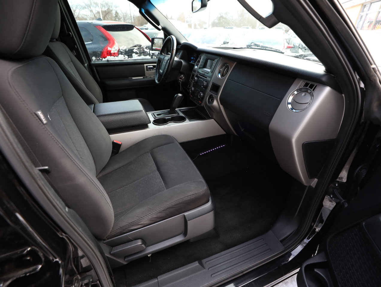 Used 2016 Ford Expedition EL XLT image 13
