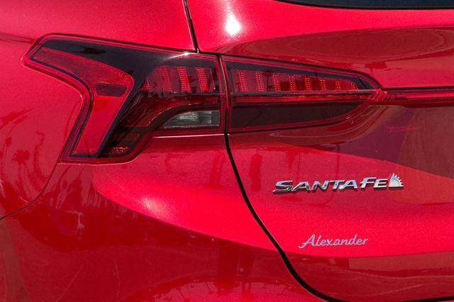Certified 2022 Hyundai Santa Fe SEL w/ Cargo Package AWD/4WD image 26