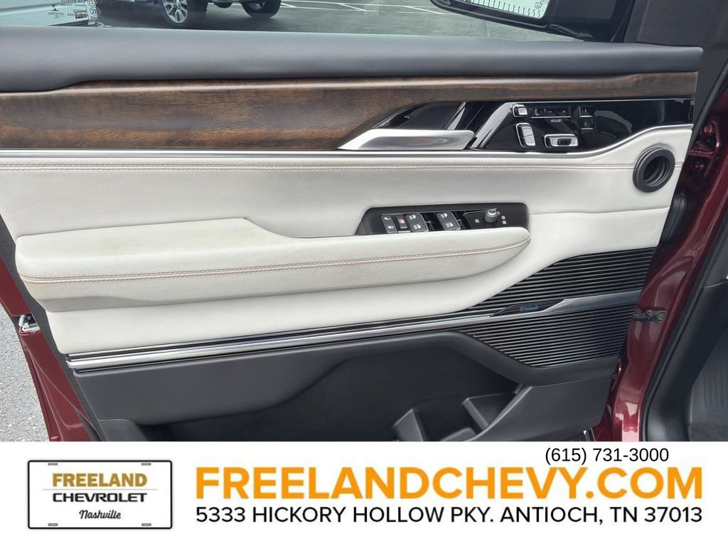 Used 2022 Jeep Grand Wagoneer Series II image 23