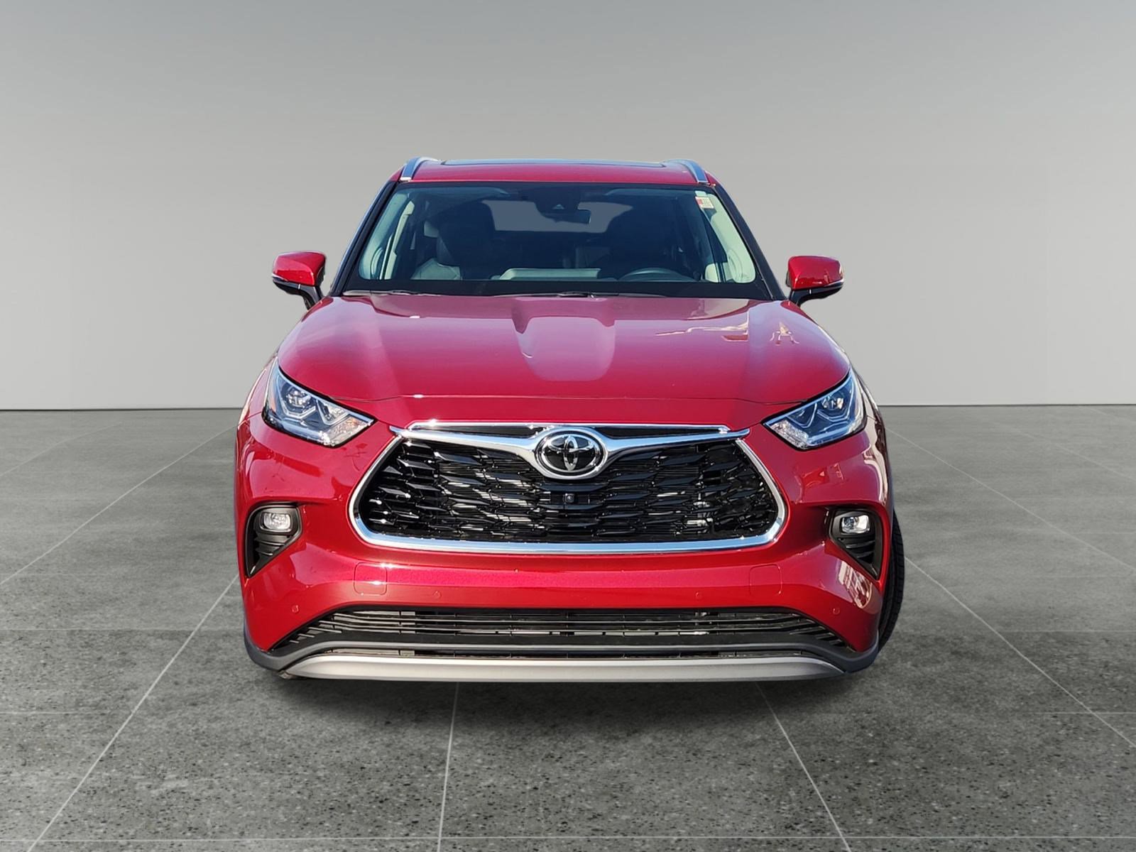 New 2025 Toyota Highlander Limited image 2