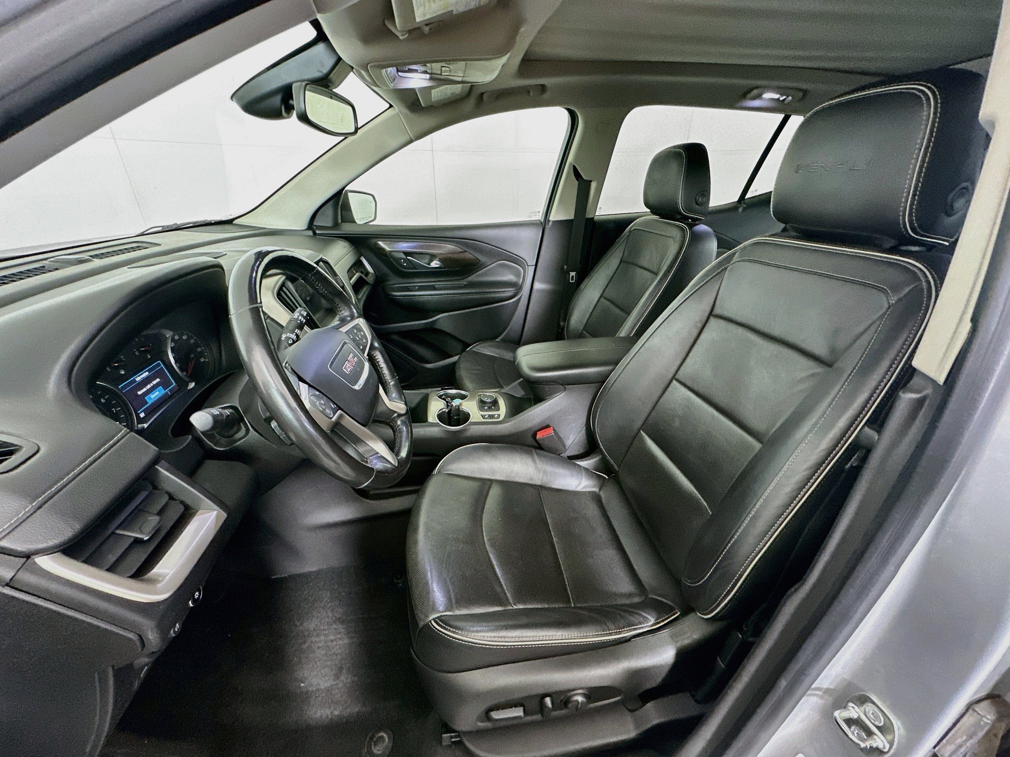 Used 2018 GMC Terrain Denali w/ Driver Alert Package II FWD image 13