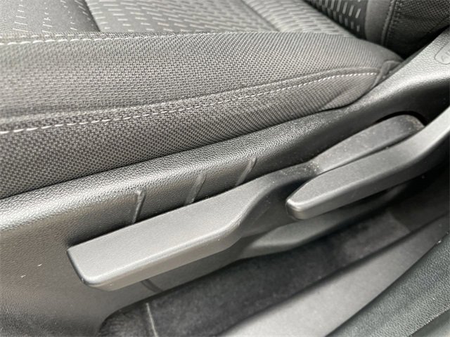 Used 2025 Chevrolet Equinox LT image 12