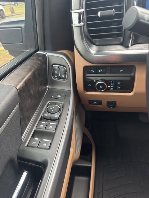 Used 2024 Ford F250 Lariat w/ Lariat Ultimate Package image 22