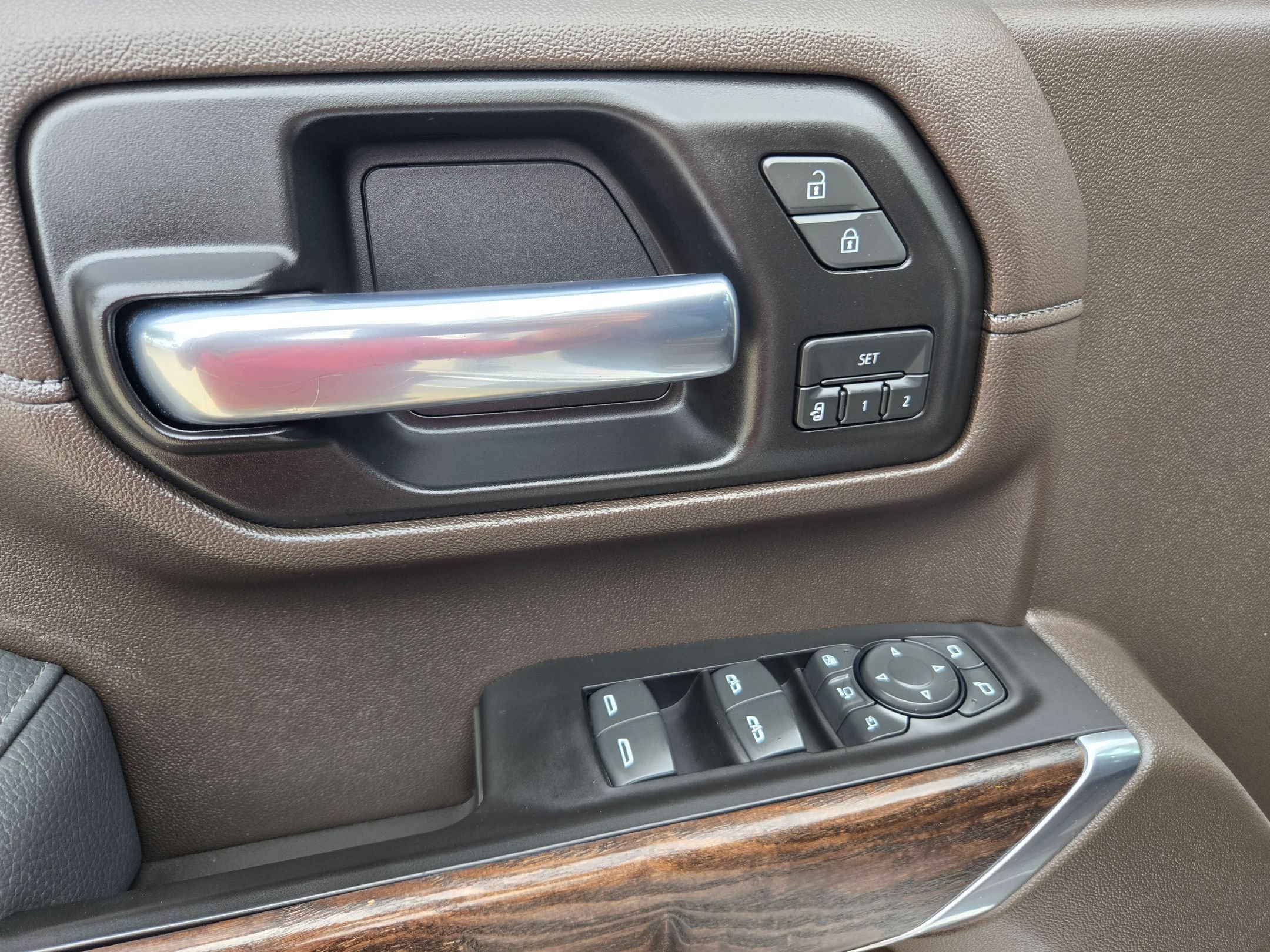 Certified 2020 GMC Sierra 2500 Denali w/ Denali Ultimate Package AWD/4WD image 19