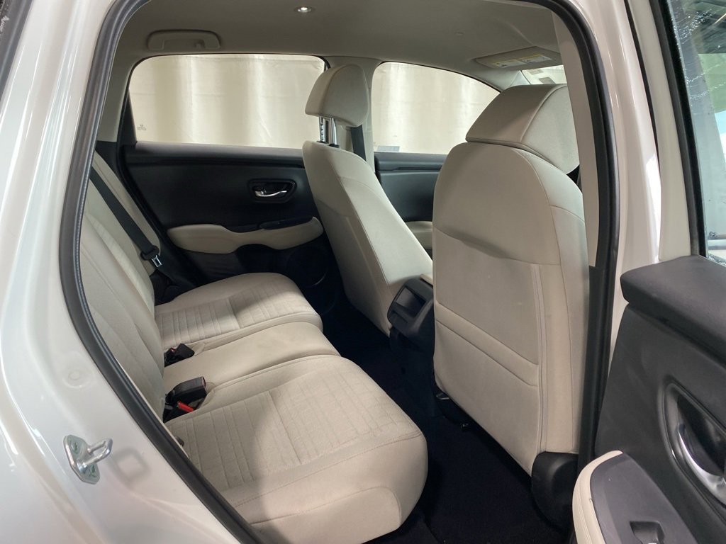 Used 2023 Honda HR-V LX image 12