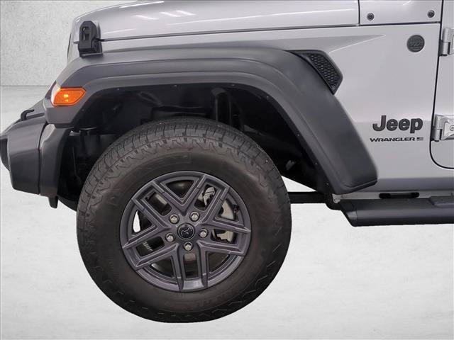 Used 2024 Jeep Wrangler Sport AWD/4WD image 26