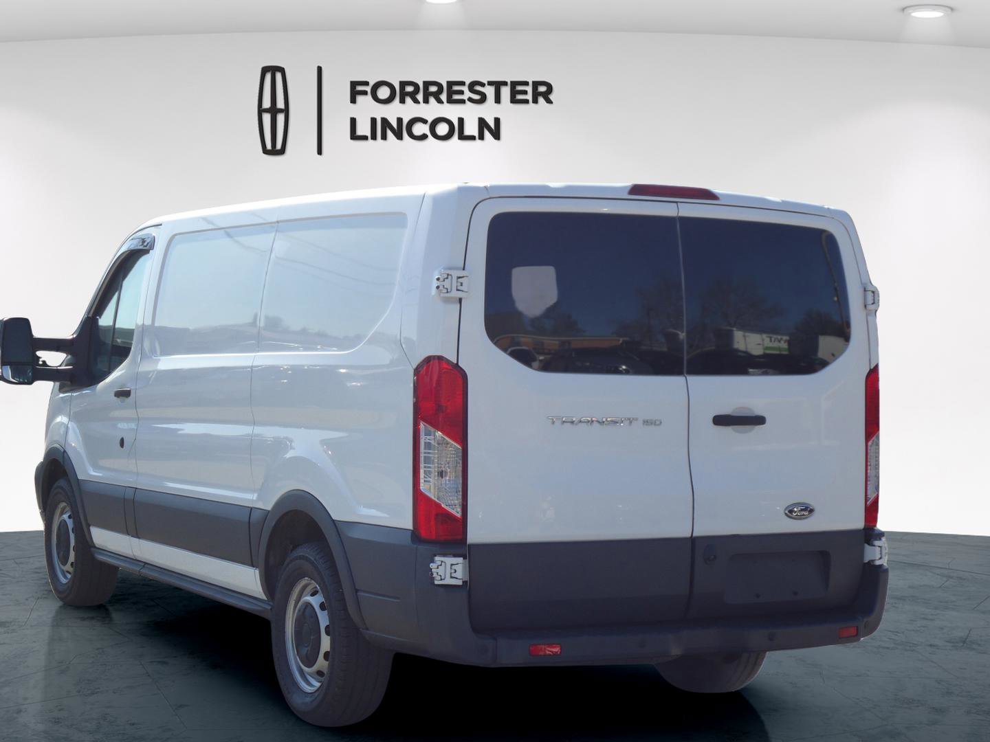 Used 2016 Ford Transit 150 130 Low Roof image 5