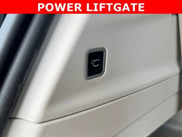 Used 2024 Chrysler Voyager LX image 41