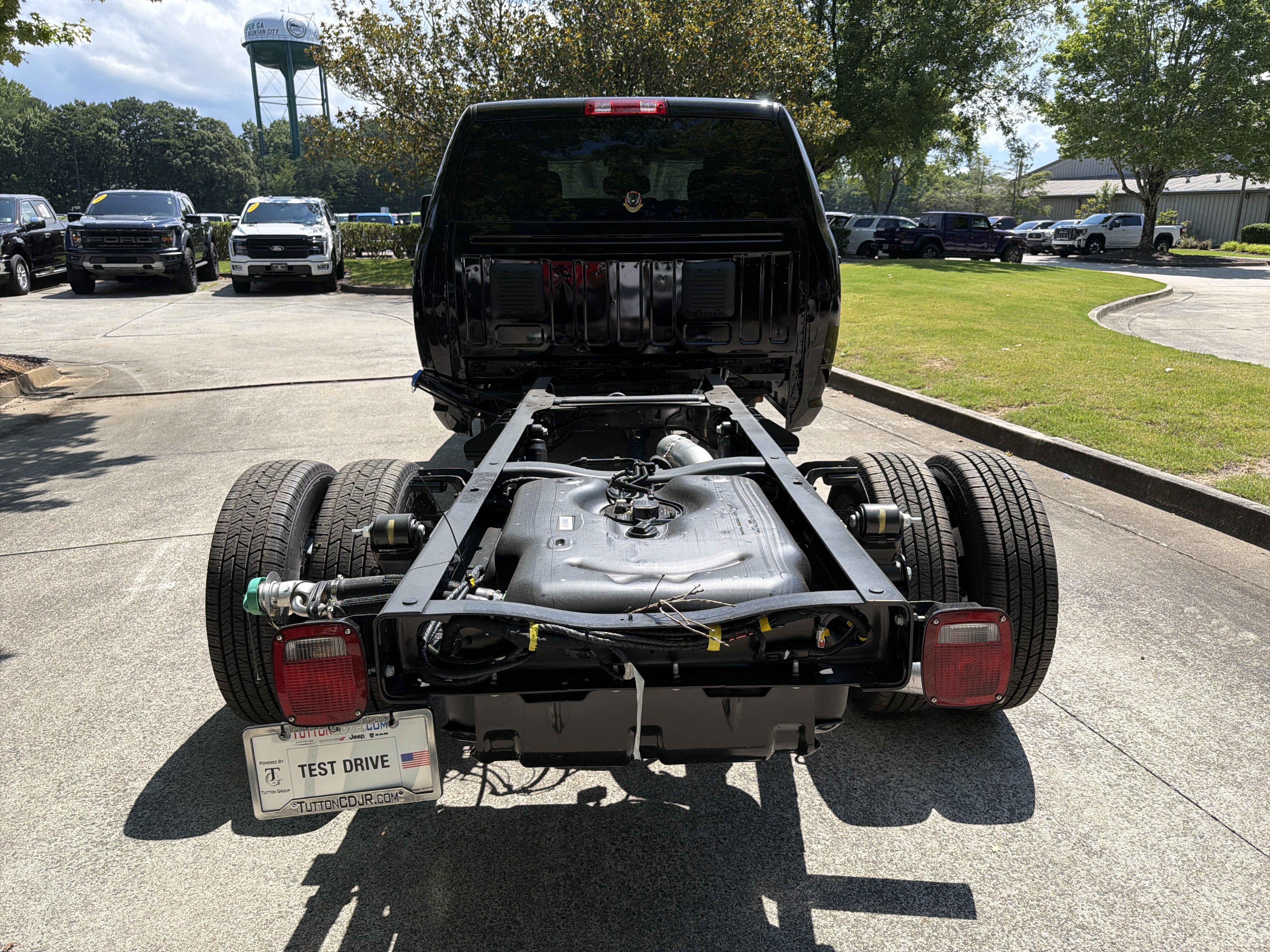 New 2026 RAM 3500 Tradesman AWD/4WD image 6