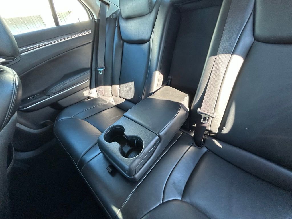 Used 2020 Chrysler 300 Touring L w/ Quick Order Package 2EF image 18