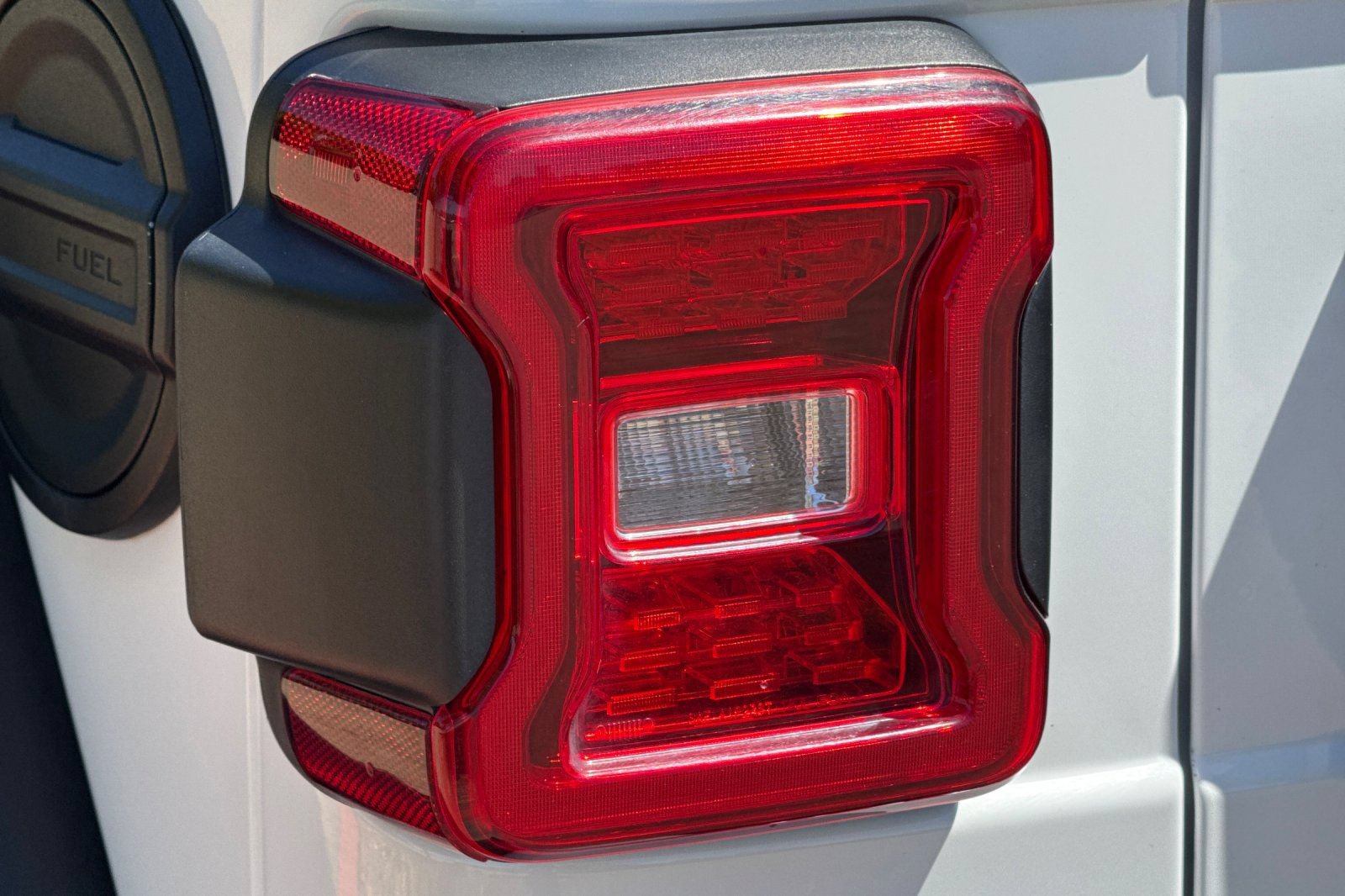Used 2024 Jeep Wrangler Unlimited Rubicon 4xe AWD/4WD image 48