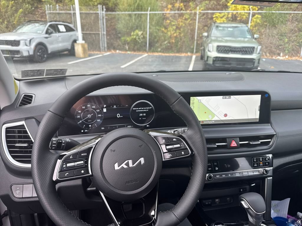 New 2026 Kia Seltos SX w/ SX Sunroof Package image 9