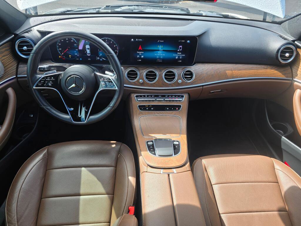 Used 2022 Mercedes-Benz E 350 4MATIC Sedan image 19