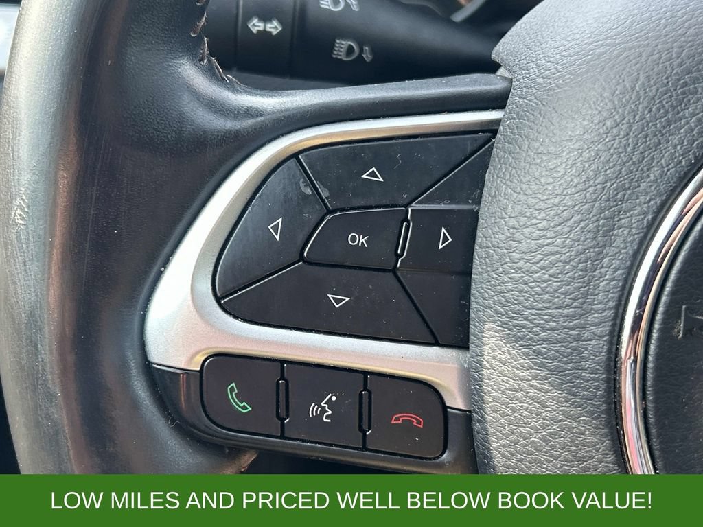 Used 2018 Jeep Compass Latitude w/ Cold Weather Group AWD/4WD image 21