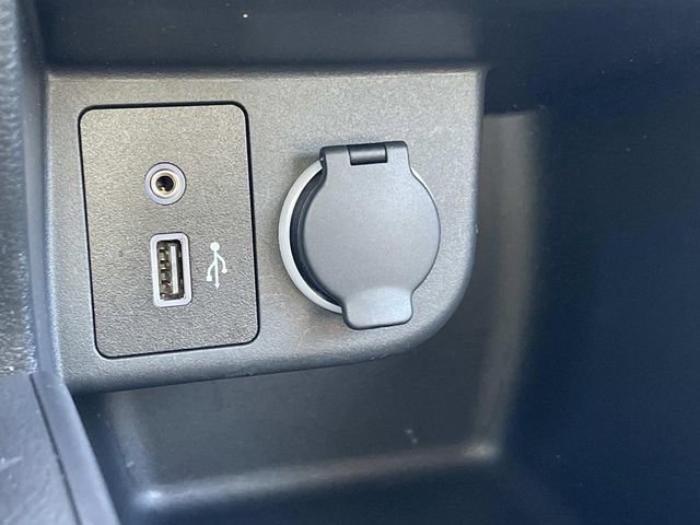 Certified 2025 Nissan Kicks Play S image 25