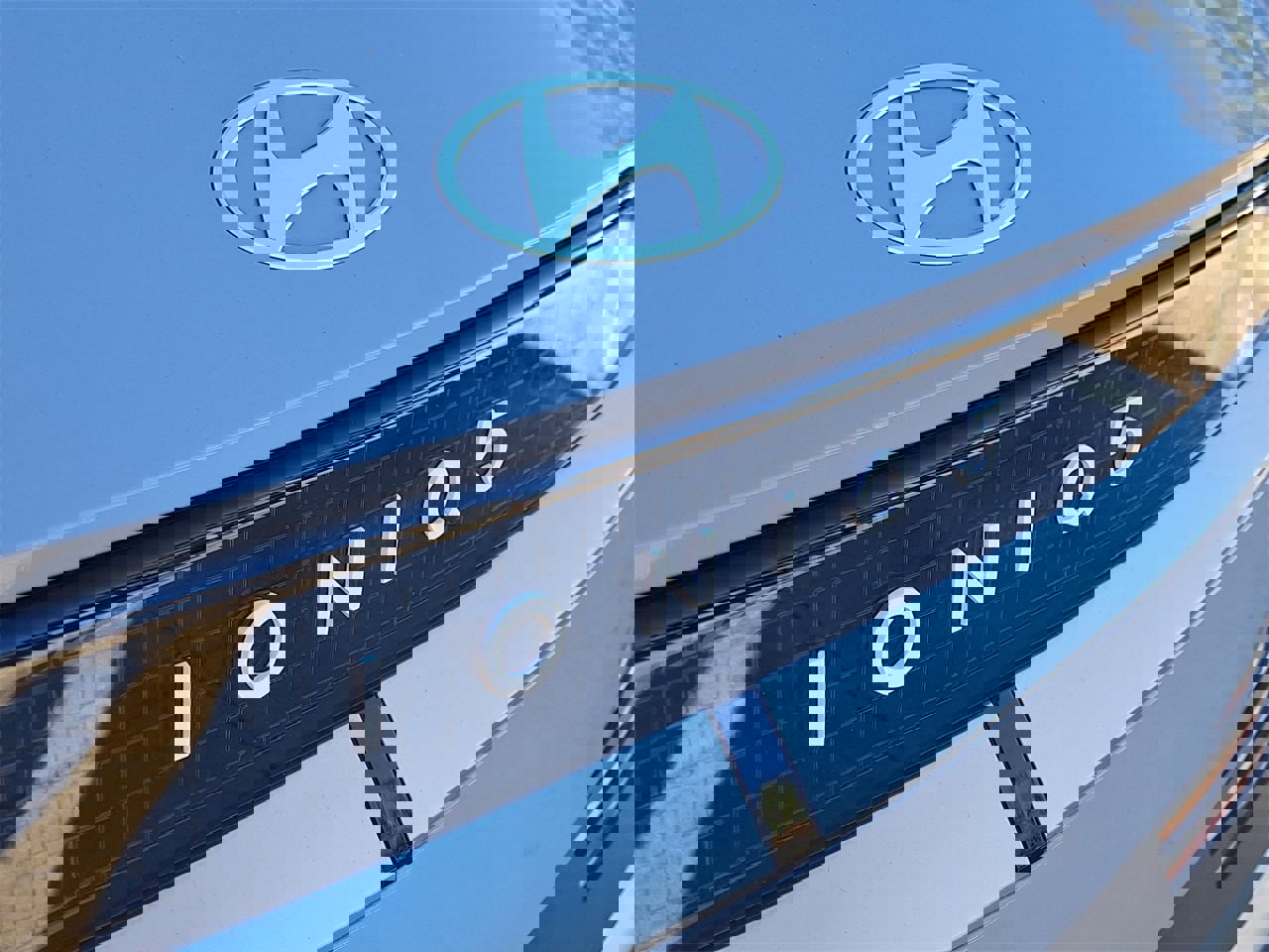 Used 2025 Hyundai Ioniq 5 SEL image 6