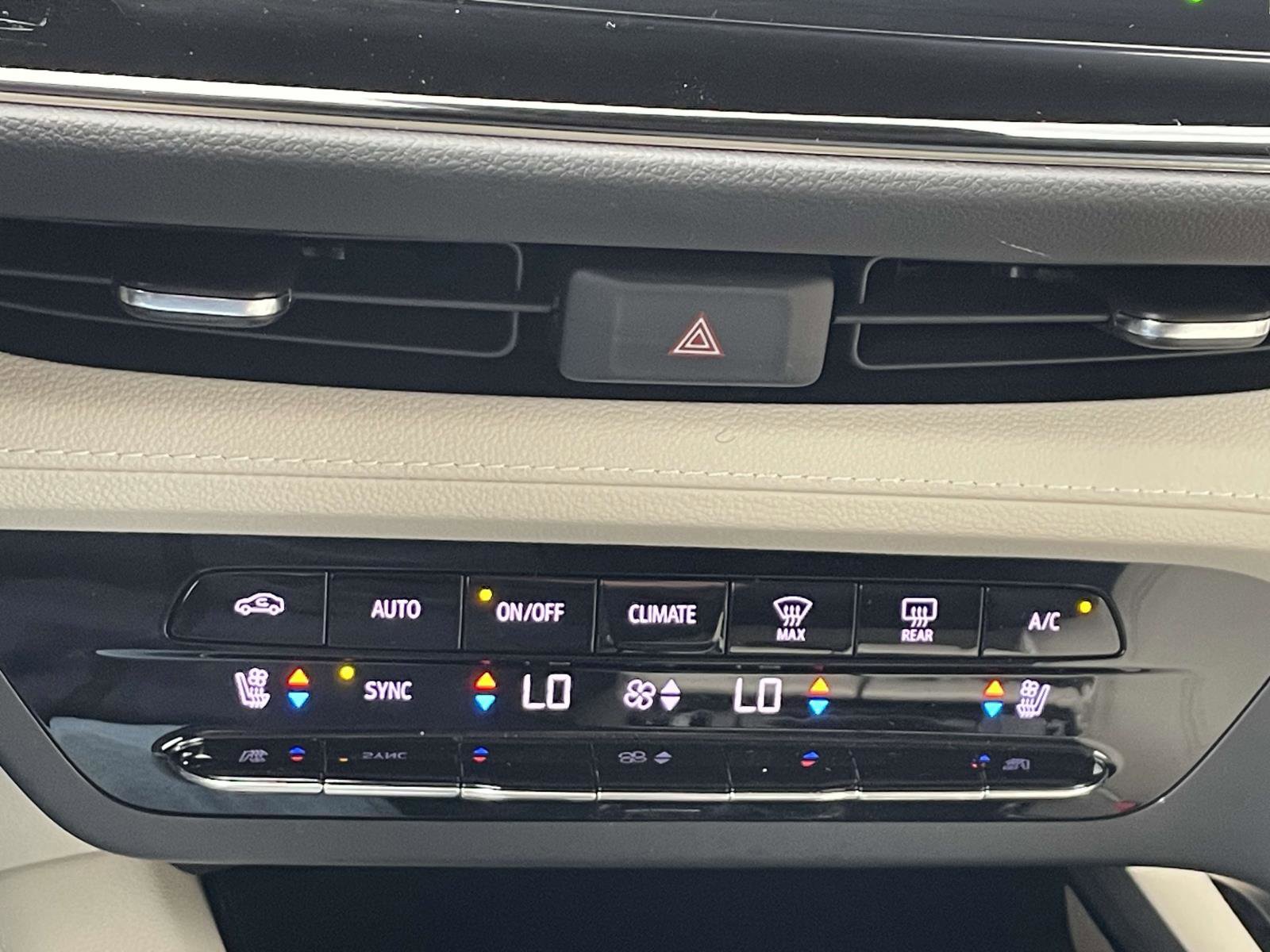 Certified 2023 Buick Envision Avenir AWD/4WD image 28