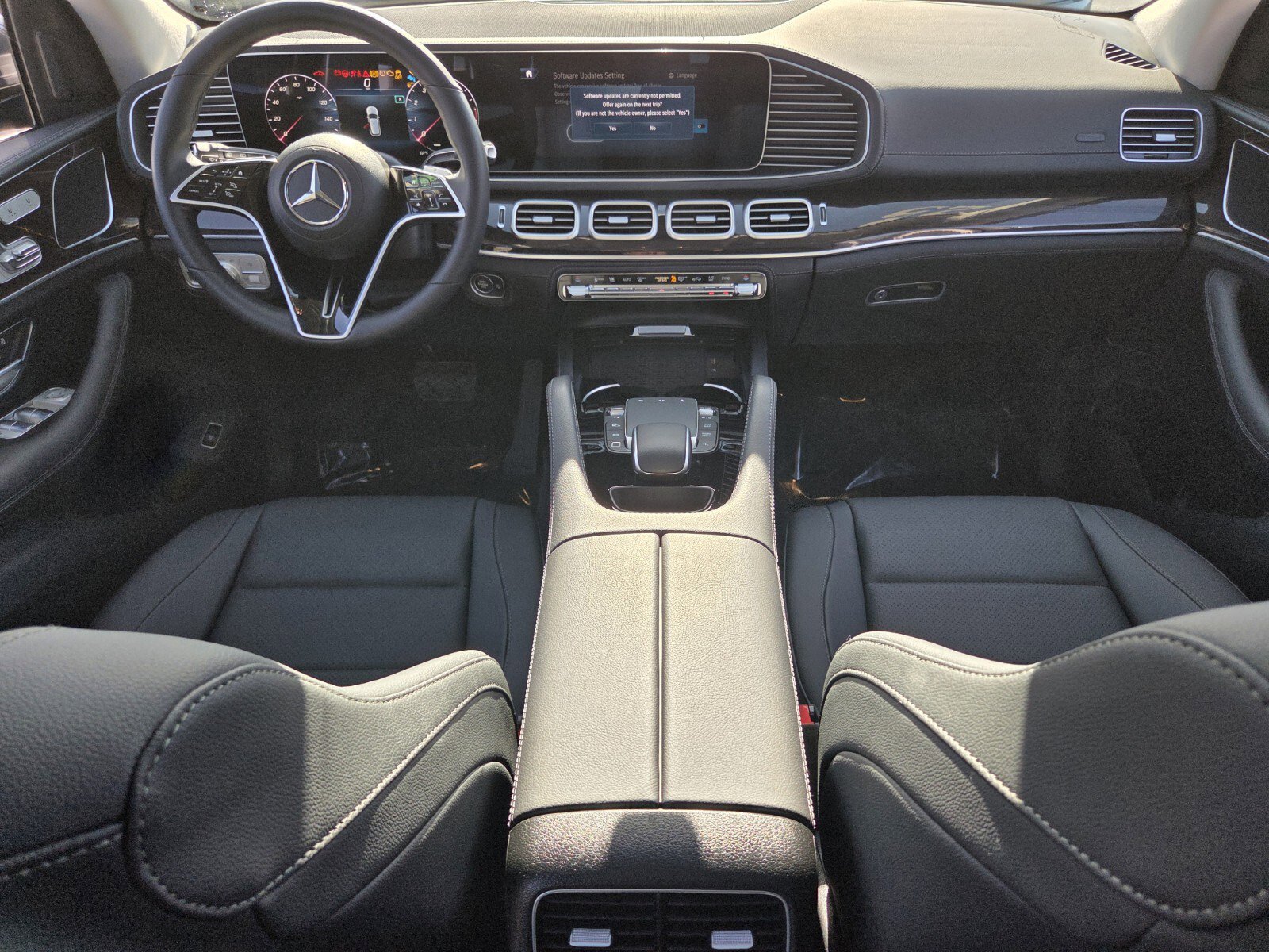 Used 2025 Mercedes-Benz GLE 350 4MATIC image 13