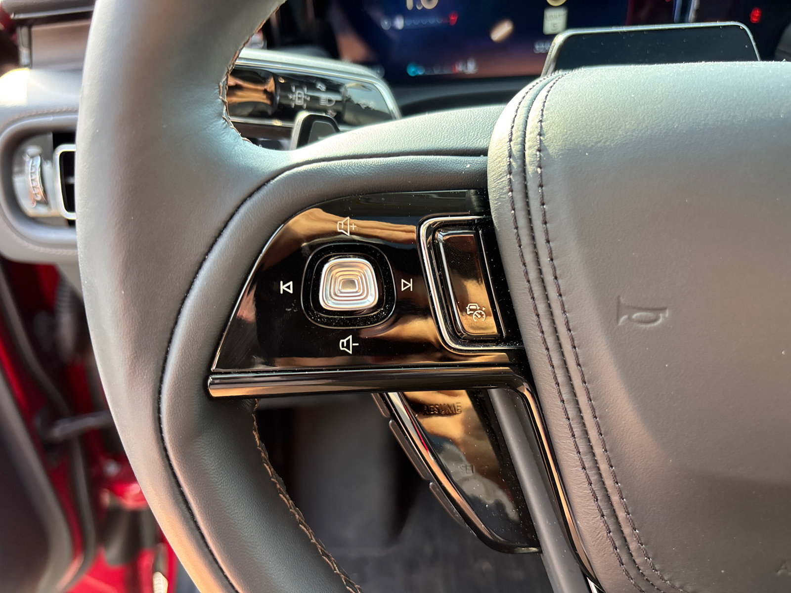 New 2026 Lincoln Aviator Reserve AWD/4WD image 17