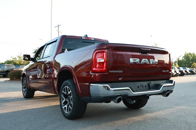Used 2025 RAM 1500 Laramie AWD/4WD image 9