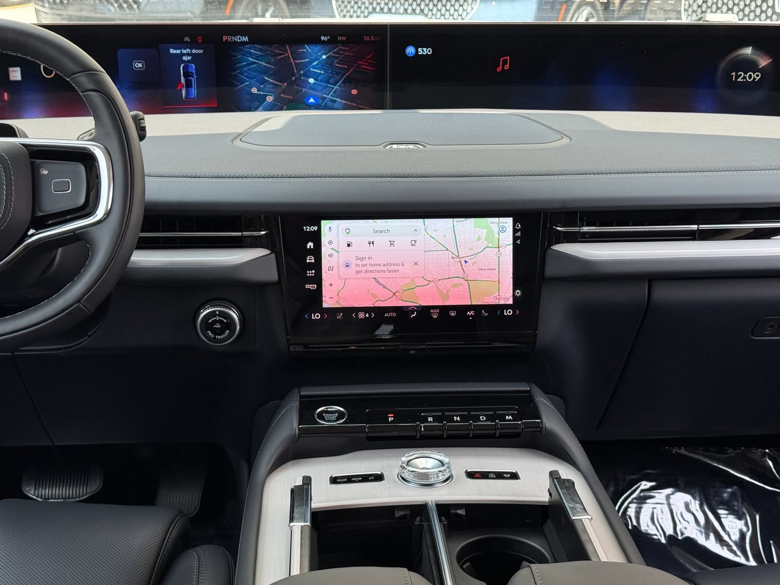 New 2027 Lincoln Navigator Premiere AWD/4WD image 23