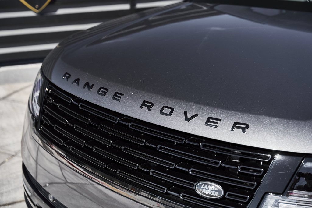 Used 2024 Land Rover Range Rover SE AWD/4WD image 7