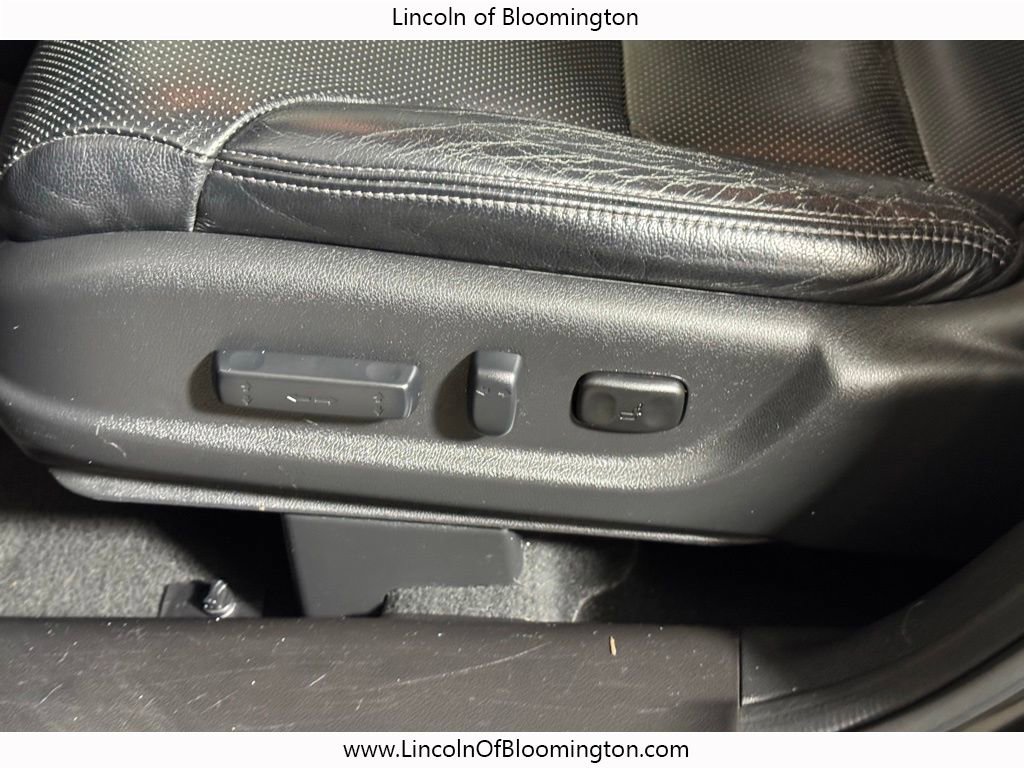 Used 2016 Honda CR-V EX-L image 16