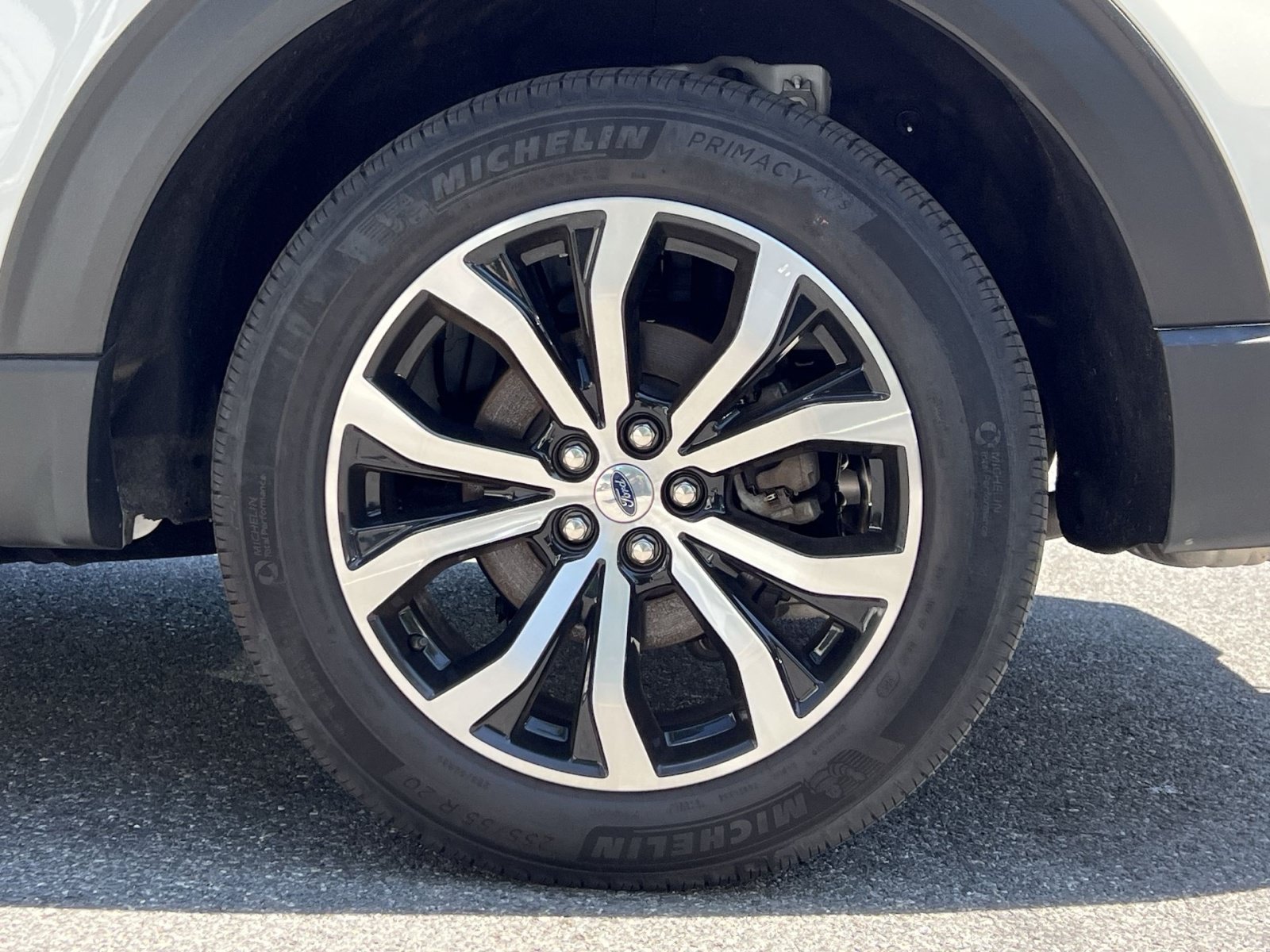 Used 2025 Ford Explorer ST-Line AWD/4WD image 17