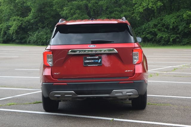 Used 2023 Ford Explorer XLT w/ Equipment Group 202A AWD/4WD image 25