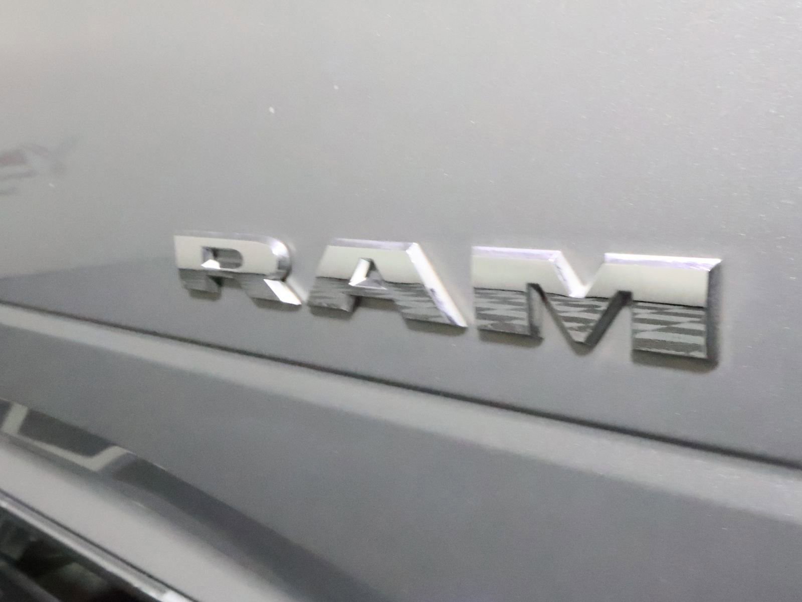 Used 2023 RAM 2500 Big Horn w/ Level 1 Equipment Group image 23