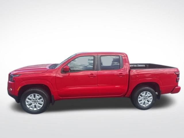 Used 2022 Nissan Frontier SV image 2