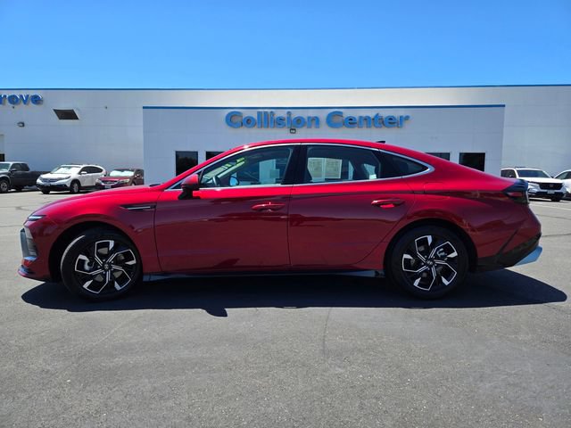 Used 2025 Hyundai Sonata SEL FWD image 7