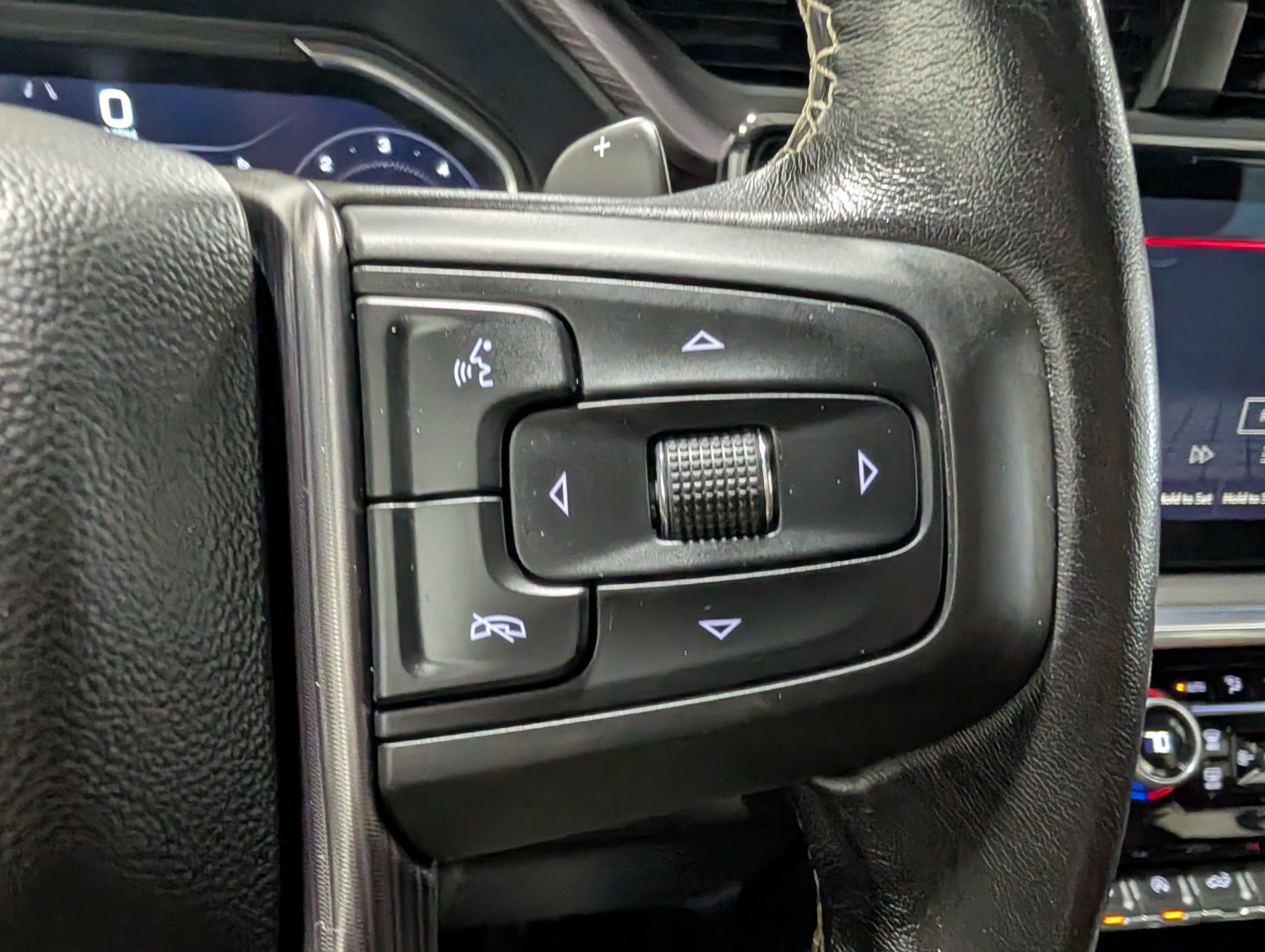 Used 2022 GMC Sierra 1500 Denali Ultimate AWD/4WD image 25