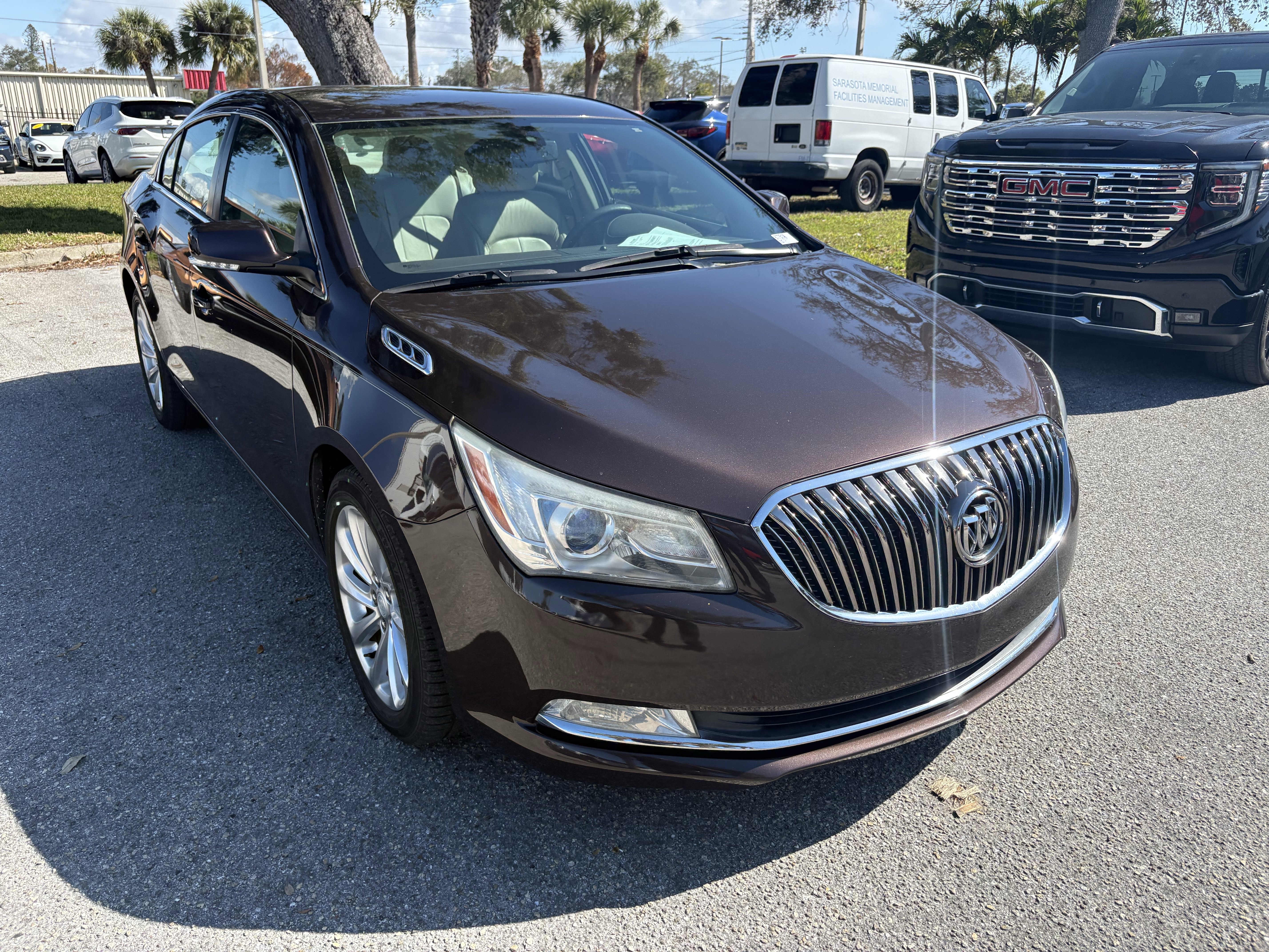 Used 2015 Buick LaCrosse Leather image 1