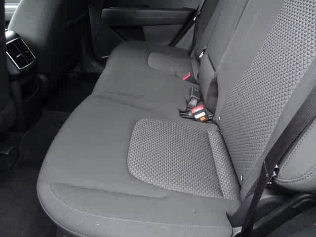 Used 2025 Kia Sportage LX FWD image 19